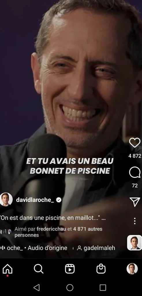 Vertical video screenshot: a smiling man with the caption “Et tu avais un beau bonnet de piscine”